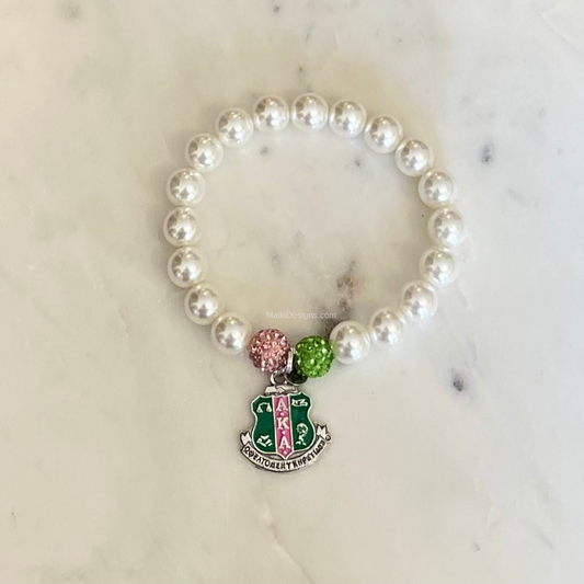 AKA Shield Pearl Bracelet