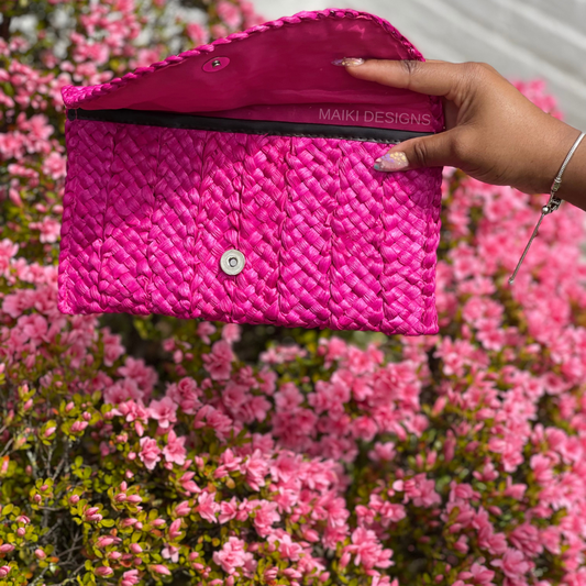 Raffia Clutch